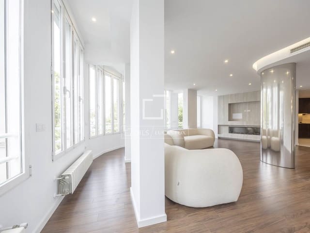 Apartamento de 5 habitaciones en València ciudad en alquiler - 5.000 € (Ref: 10019690)