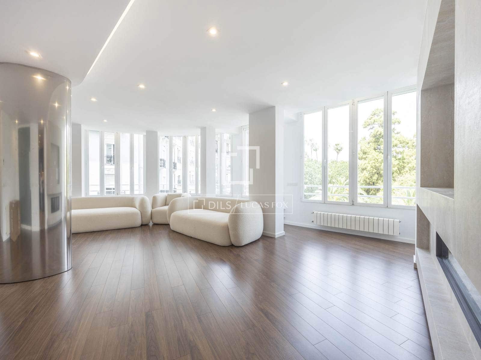 Apartamento de 5 habitaciones en València ciudad en alquiler - 5.000 € (Ref: 10019690)