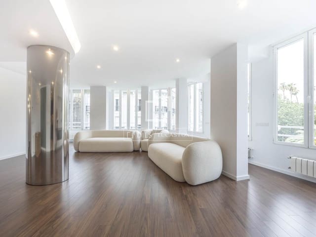 Apartamento de 5 habitaciones en València ciudad en alquiler - 5.000 € (Ref: 10019690)