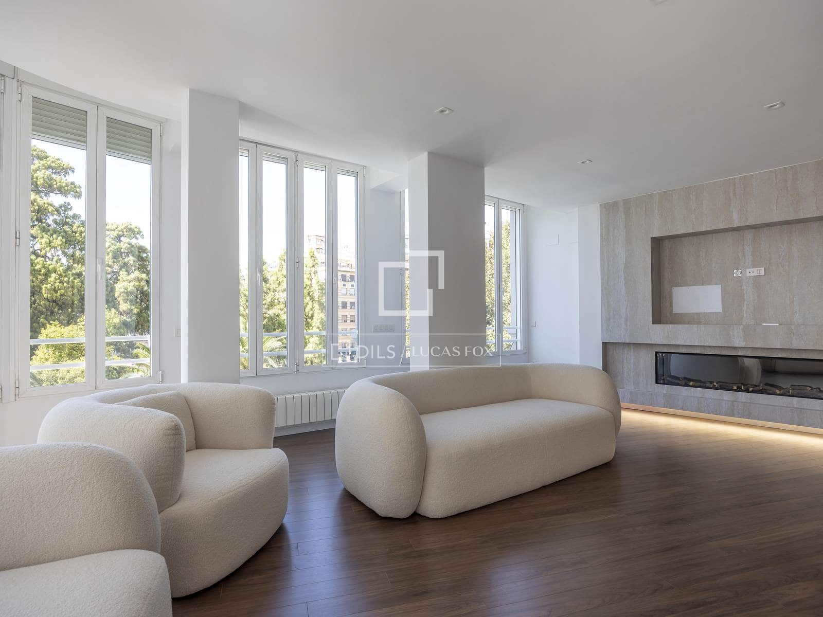 Apartamento de 5 habitaciones en València ciudad en alquiler - 5.000 € (Ref: 10019690)