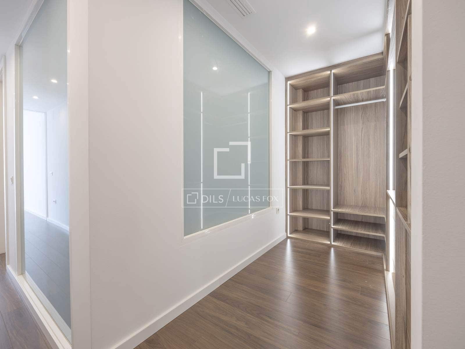 Apartamento de 5 habitaciones en València ciudad en alquiler - 5.000 € (Ref: 10019690)