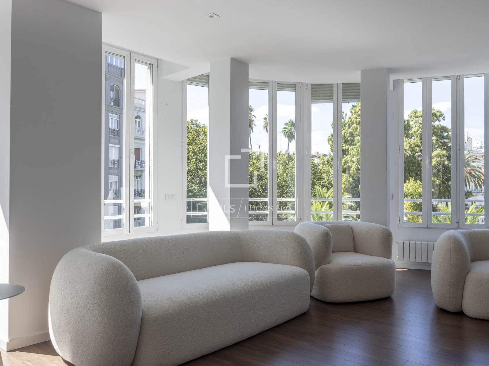 Apartamento de 5 habitaciones en València ciudad en alquiler - 5.000 € (Ref: 10019690)