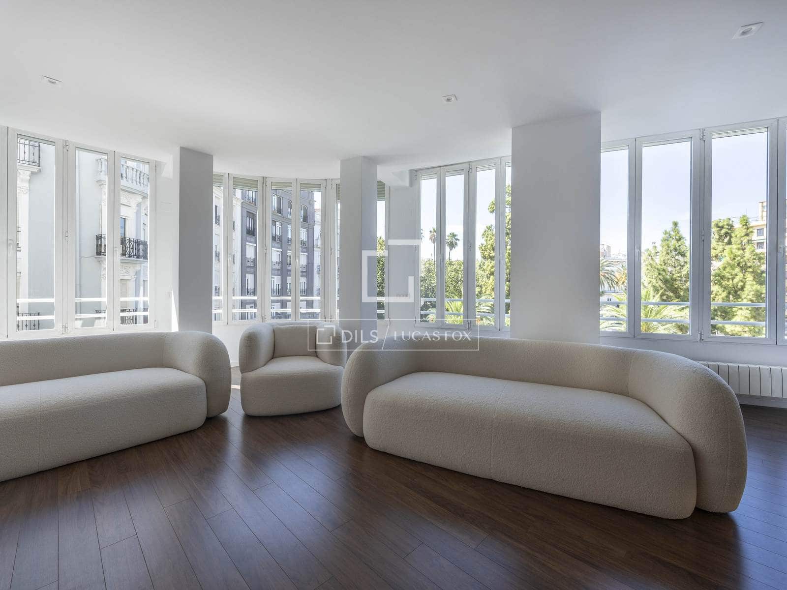 Apartamento de 5 habitaciones en València ciudad en alquiler - 5.000 € (Ref: 10019690)