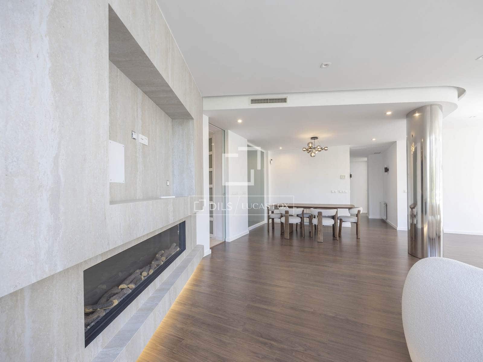 Apartamento de 5 habitaciones en València ciudad en alquiler - 5.000 € (Ref: 10019690)