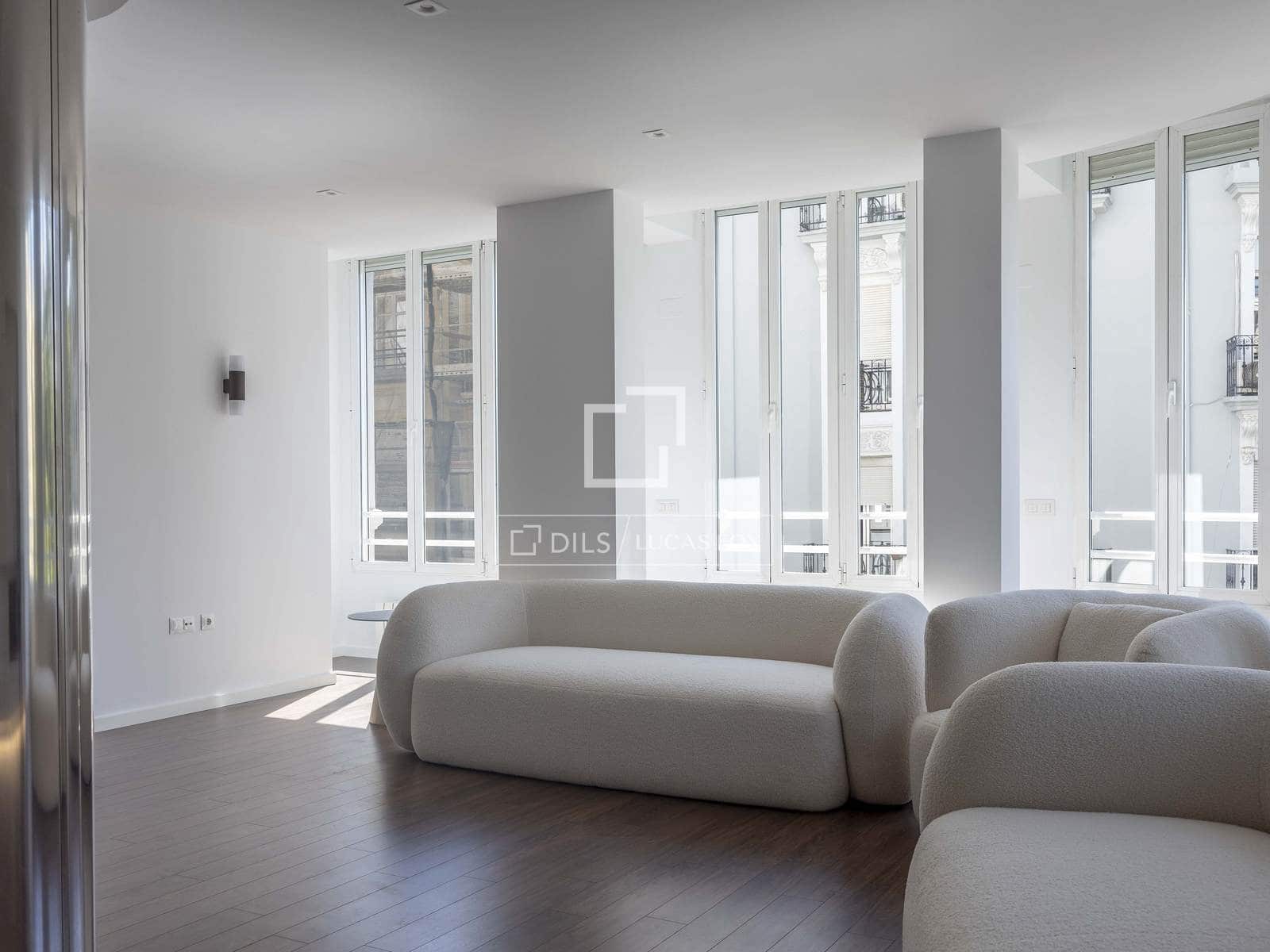5 slaapkamer Appartement te huur in Valencia stad - € 5.000 (Ref: 10019690)