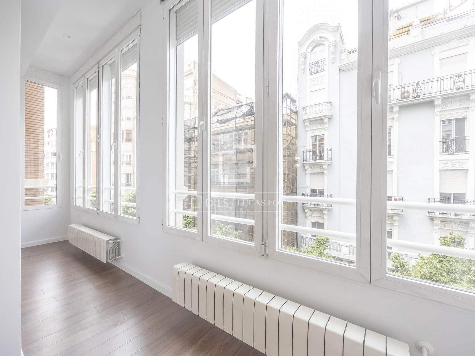5 slaapkamer Appartement te huur in Valencia stad - € 5.000 (Ref: 10019690)