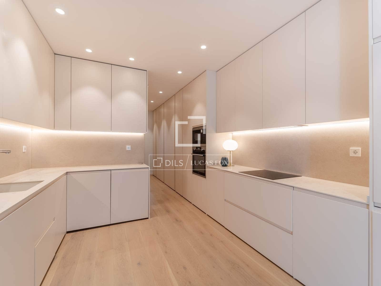 Appartement de 3 chambres à louer à Valence ville - 2 800 € (Ref: 10019691)