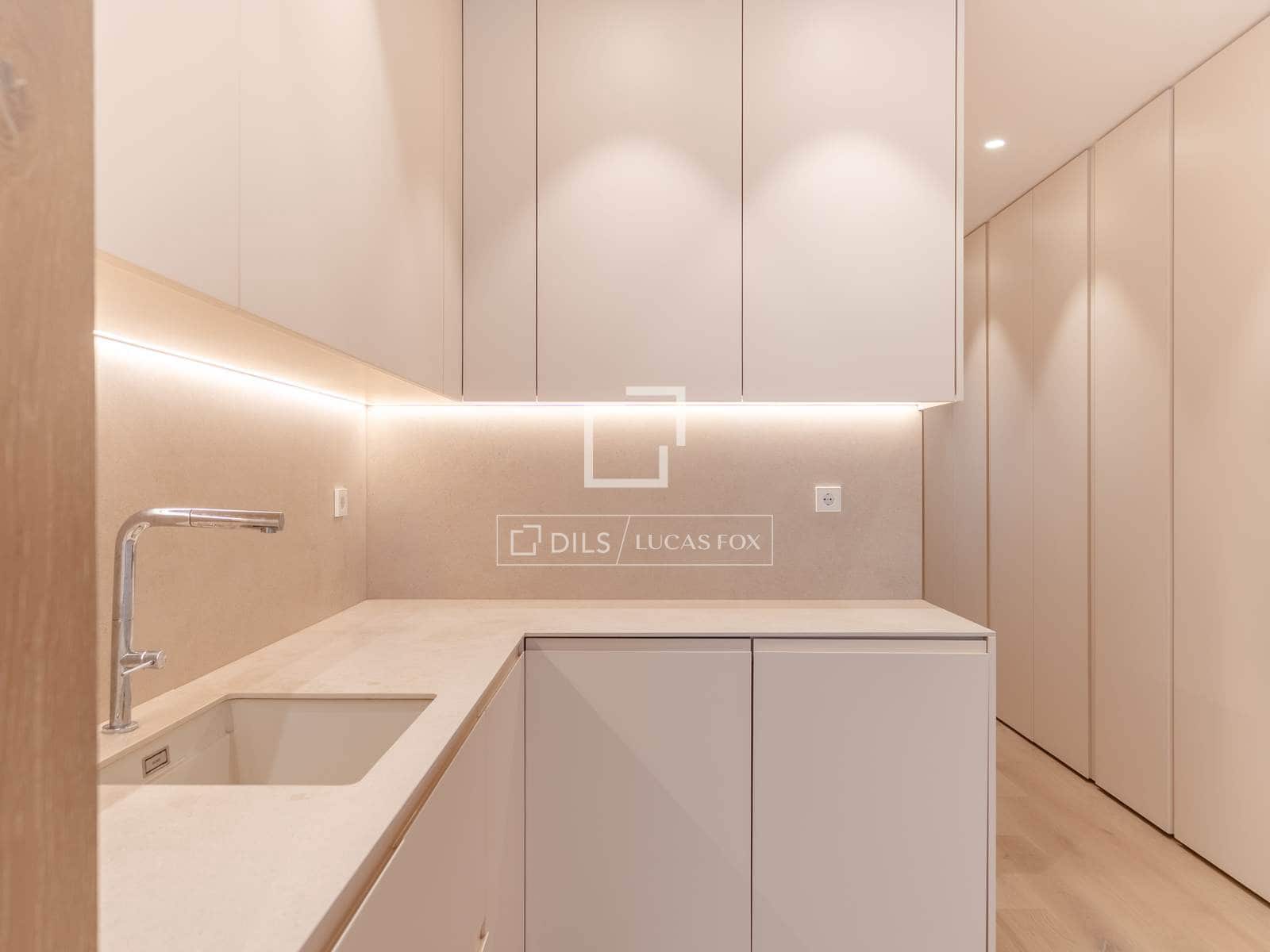 Appartement de 3 chambres à louer à Valence ville - 2 800 € (Ref: 10019691)