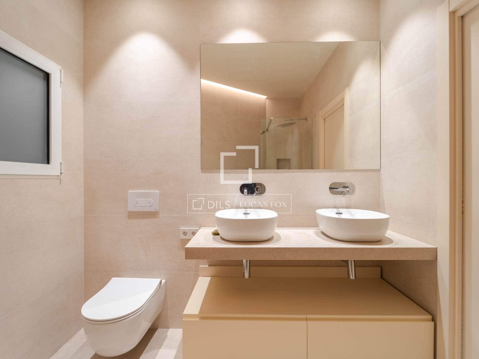 Appartement de 3 chambres à louer à Valence ville - 2 800 € (Ref: 10019691)