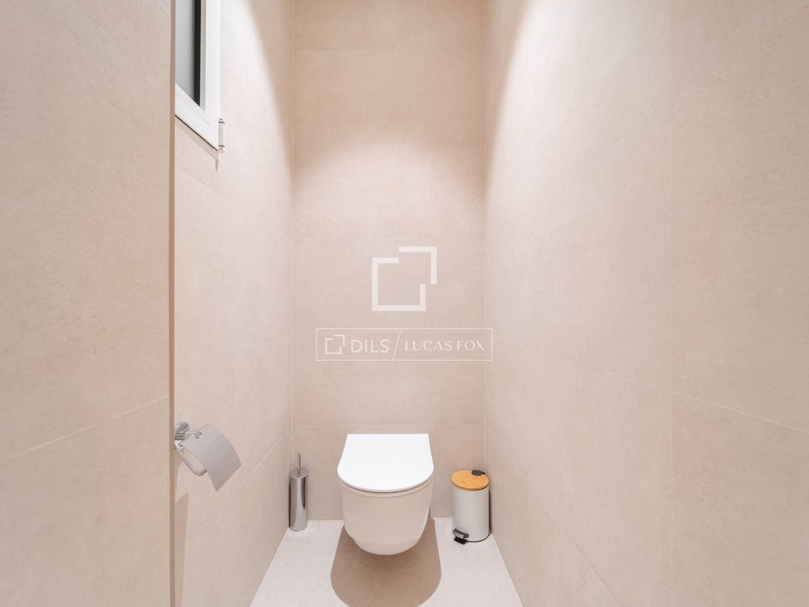 Appartement de 3 chambres à louer à Valence ville - 2 800 € (Ref: 10019691)