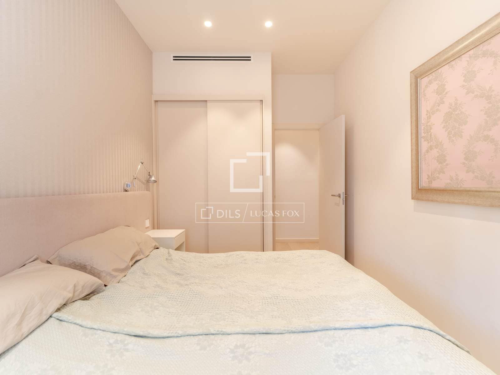 Appartement de 3 chambres à louer à Valence ville - 2 800 € (Ref: 10019691)