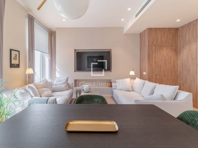 Appartement de 3 chambres à louer à Valence ville - 2 800 € (Ref: 10019691)
