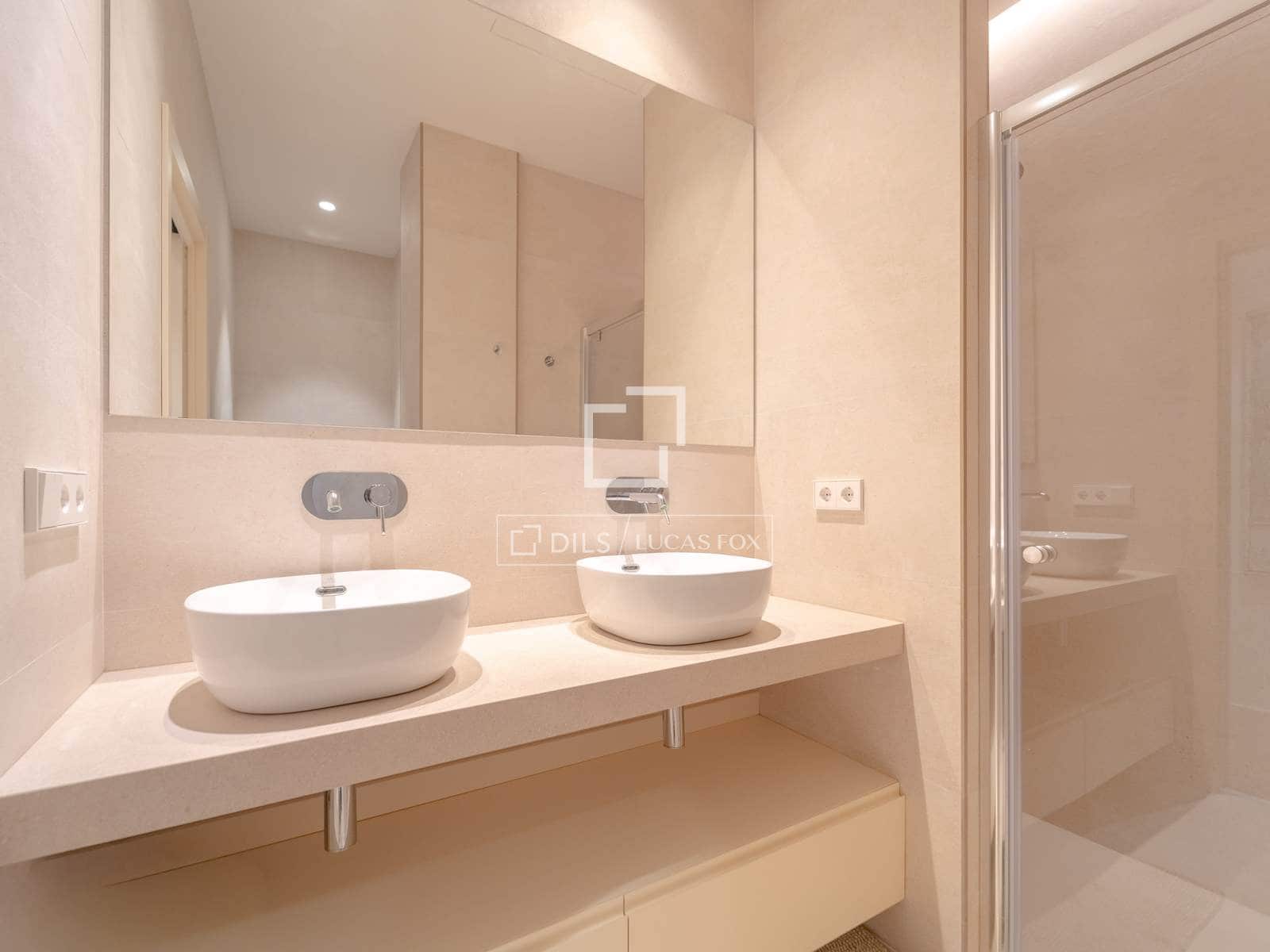 Appartement de 3 chambres à louer à Valence ville - 2 800 € (Ref: 10019691)