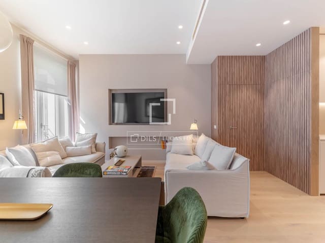 Appartement de 3 chambres à louer à Valence ville - 2 800 € (Ref: 10019691)