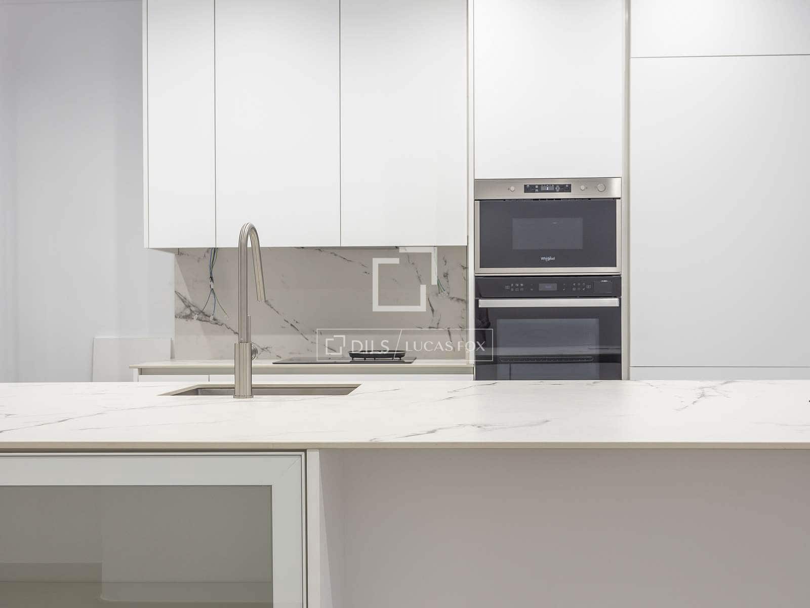 4 camera da letto Appartamento da affittare in Valencia citta - 5.000 € (Rif: 10019692)