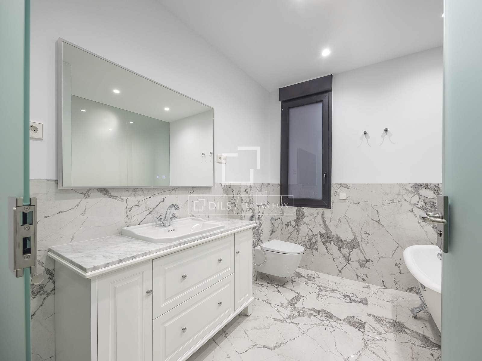 4 camera da letto Appartamento da affittare in Valencia citta - 5.000 € (Rif: 10019692)