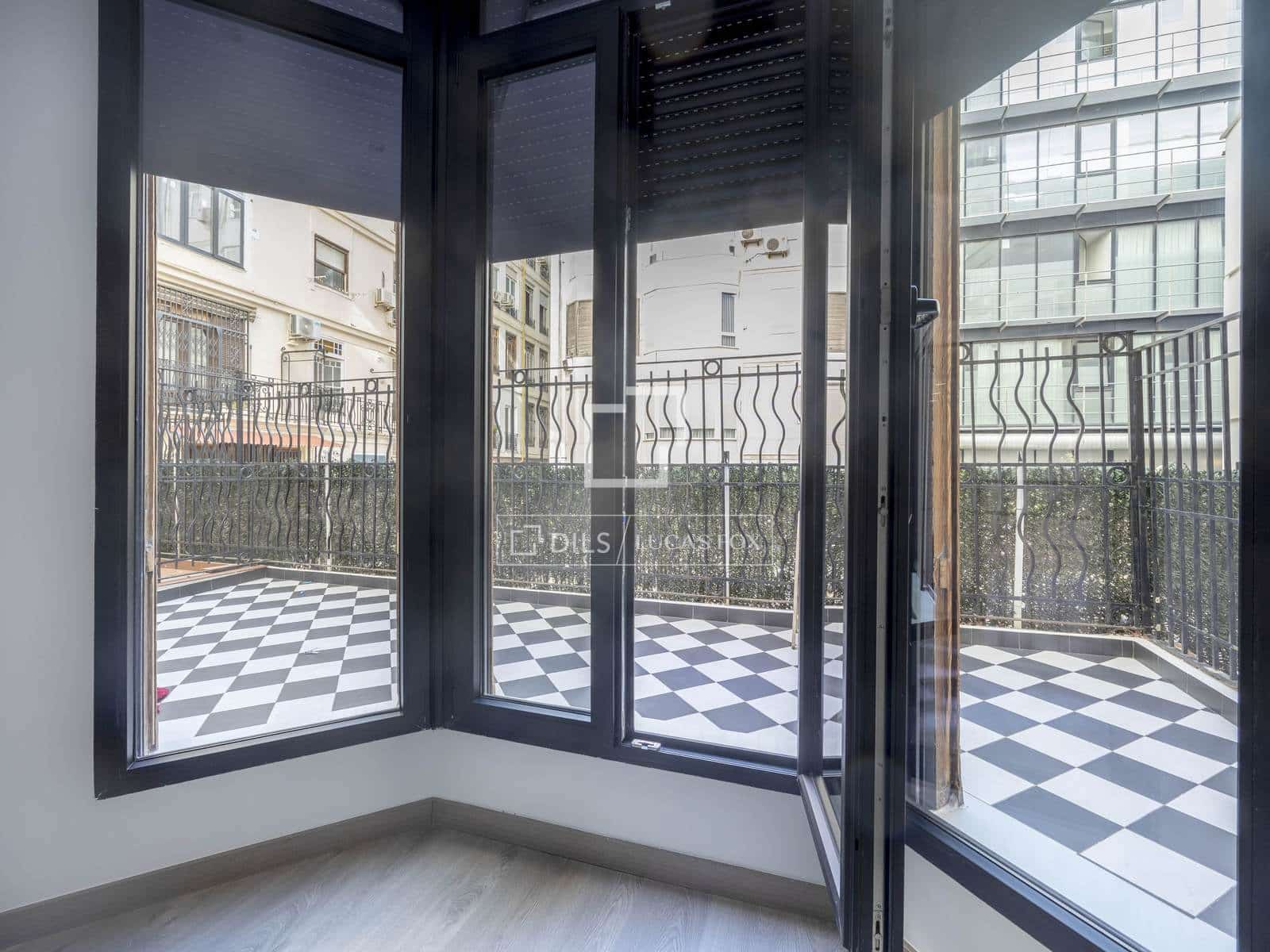 4 camera da letto Appartamento da affittare in Valencia citta - 5.000 € (Rif: 10019692)