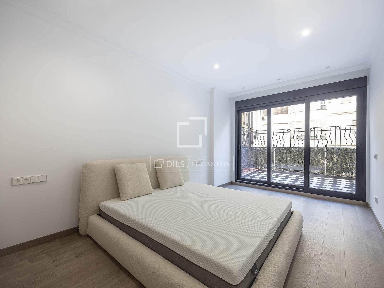 4 camera da letto Appartamento da affittare in Valencia citta - 5.000 € (Rif: 10019692)