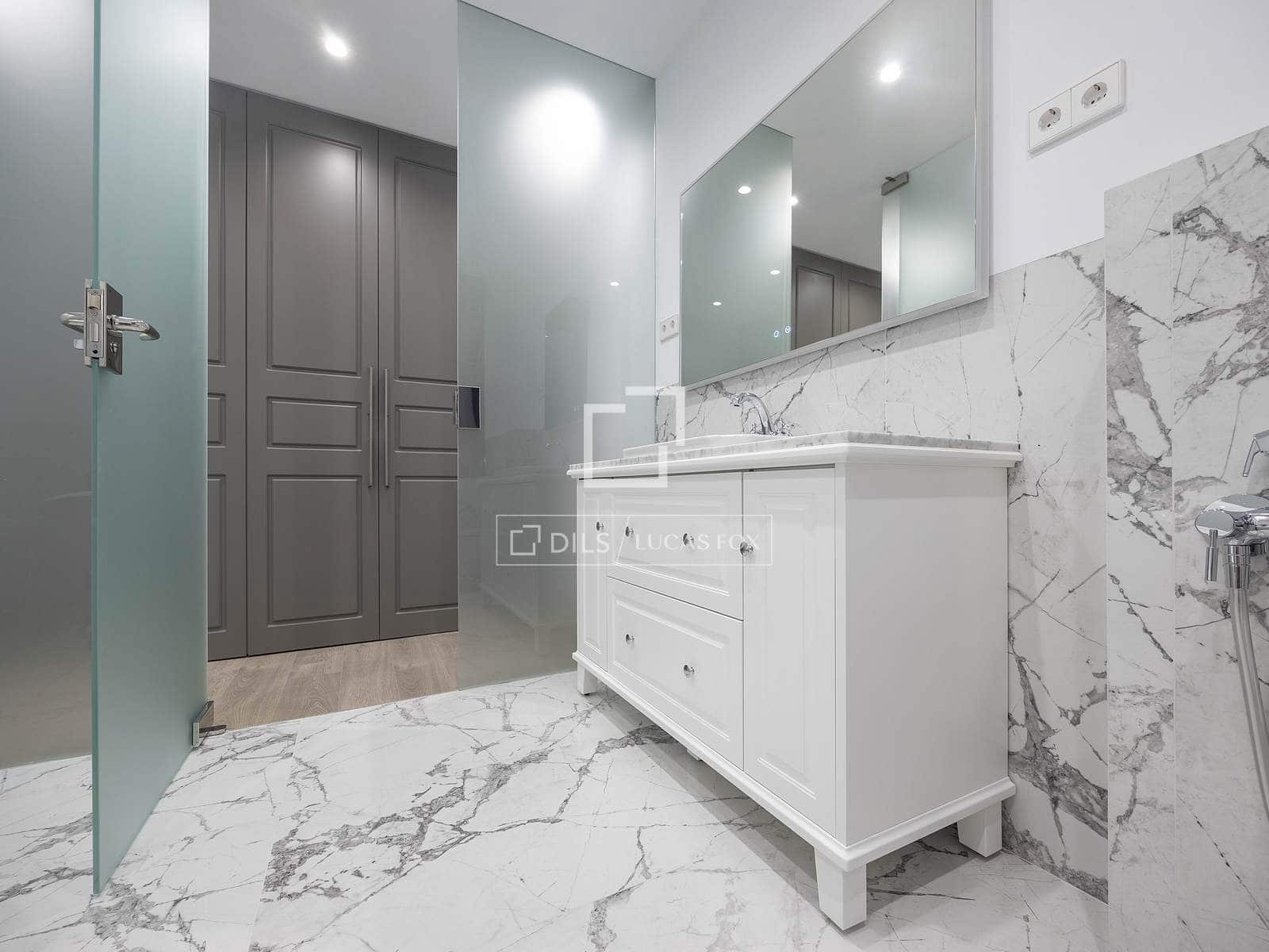 4 camera da letto Appartamento da affittare in Valencia citta - 5.000 € (Rif: 10019692)