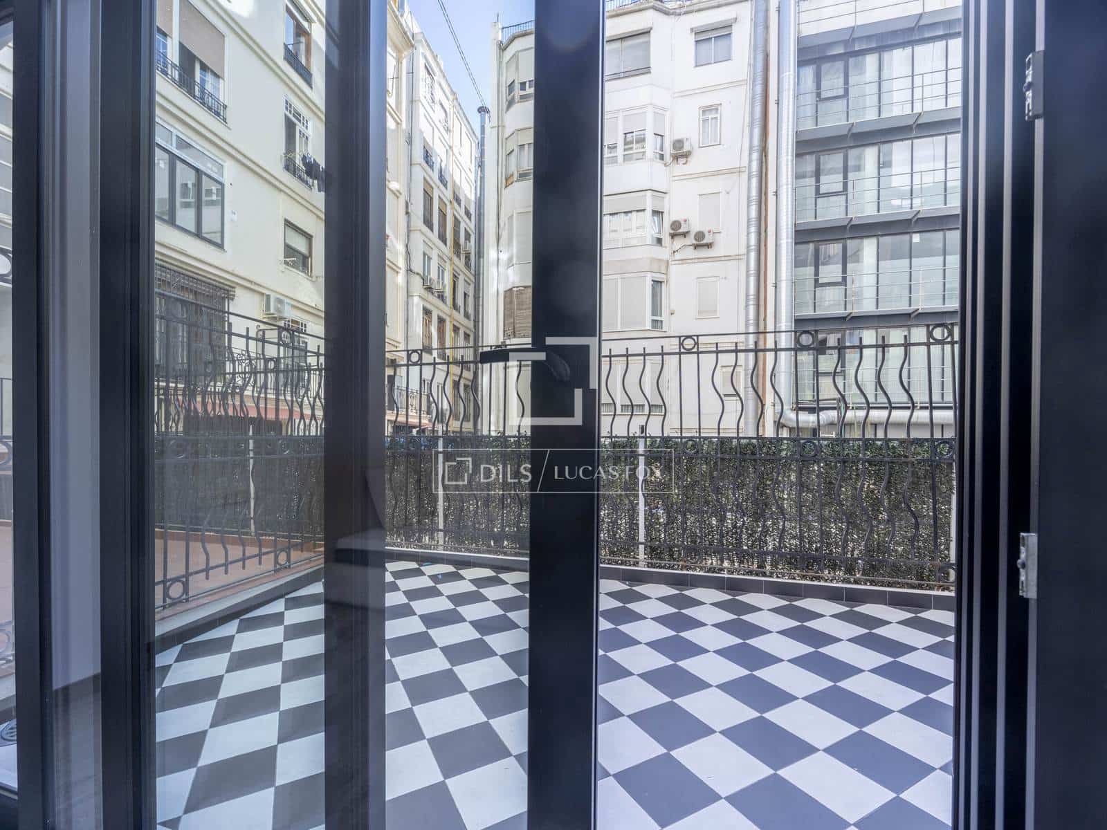 4 camera da letto Appartamento da affittare in Valencia citta - 5.000 € (Rif: 10019692)