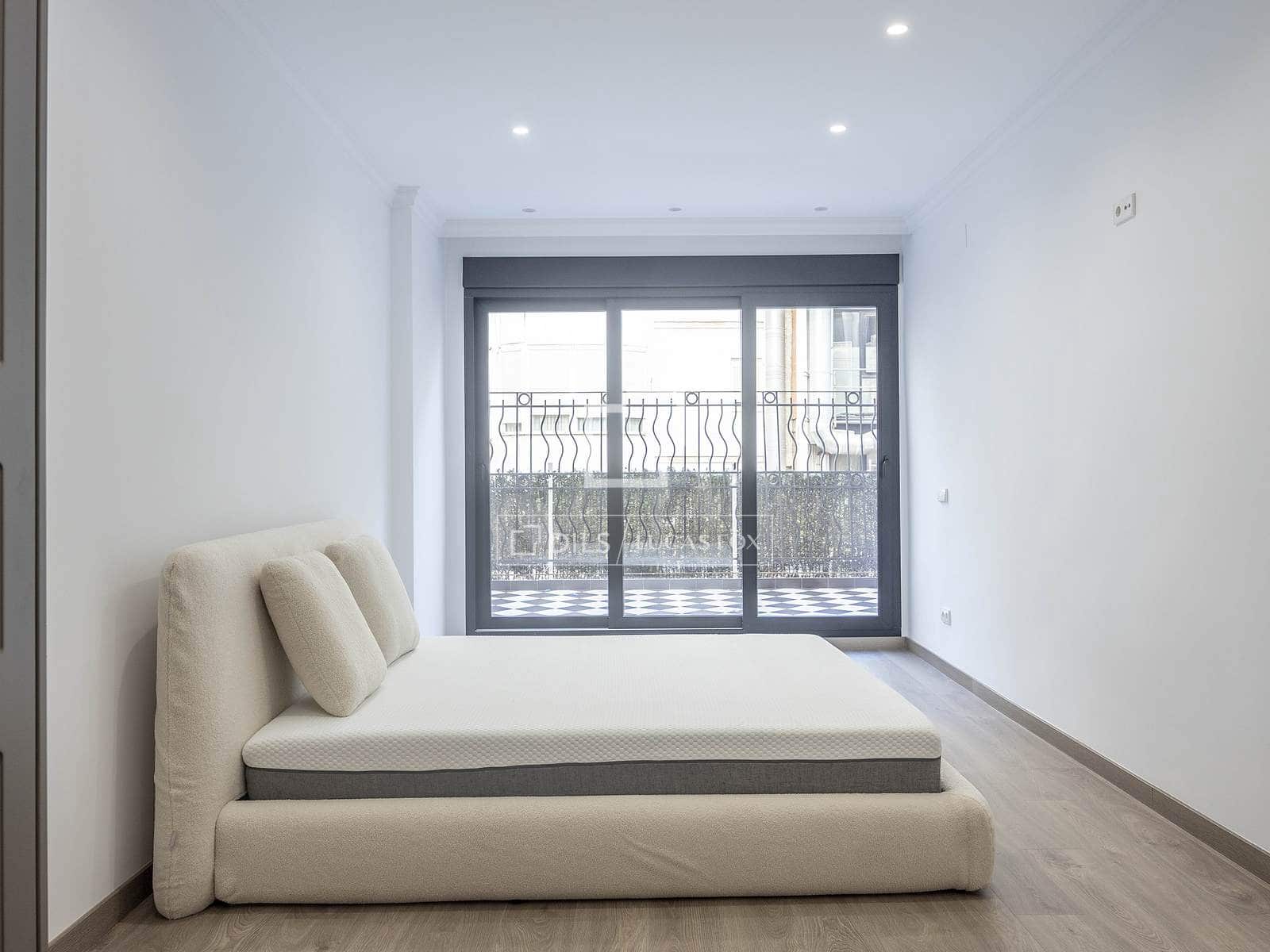 4 camera da letto Appartamento da affittare in Valencia citta - 5.000 € (Rif: 10019692)