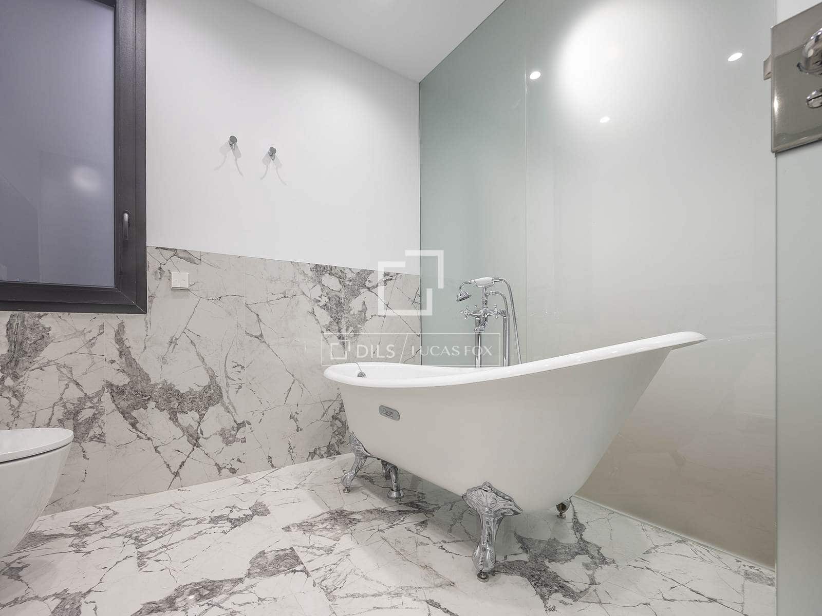 4 camera da letto Appartamento da affittare in Valencia citta - 5.000 € (Rif: 10019692)