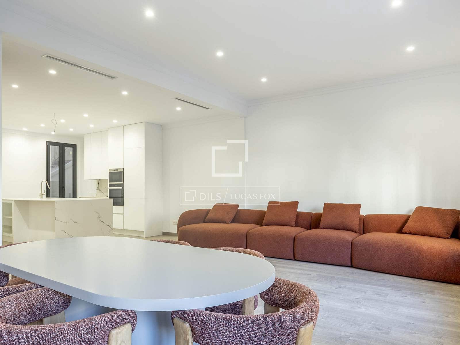4 soverom Leilighet til leie i Valencia by - € 5 000 (Ref: 10019692)