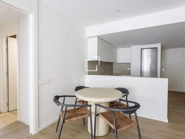 2 slaapkamer Appartement te huur in Madrid stad met garage - € 1.950 (Ref: 10019787)