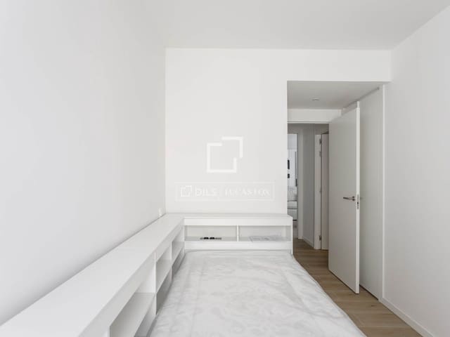 2 slaapkamer Appartement te huur in Madrid stad met garage - € 1.550 (Ref: 10019787)