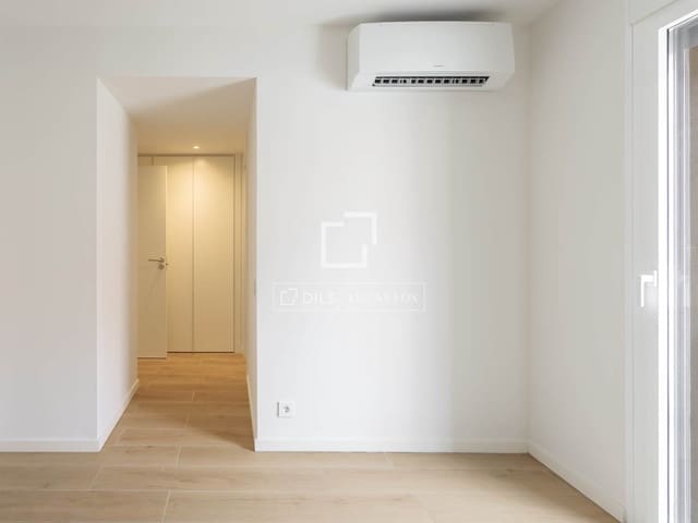 Appartement de 2 chambres à louer à Madrid ville - 1 900 € (Ref: 10019790)