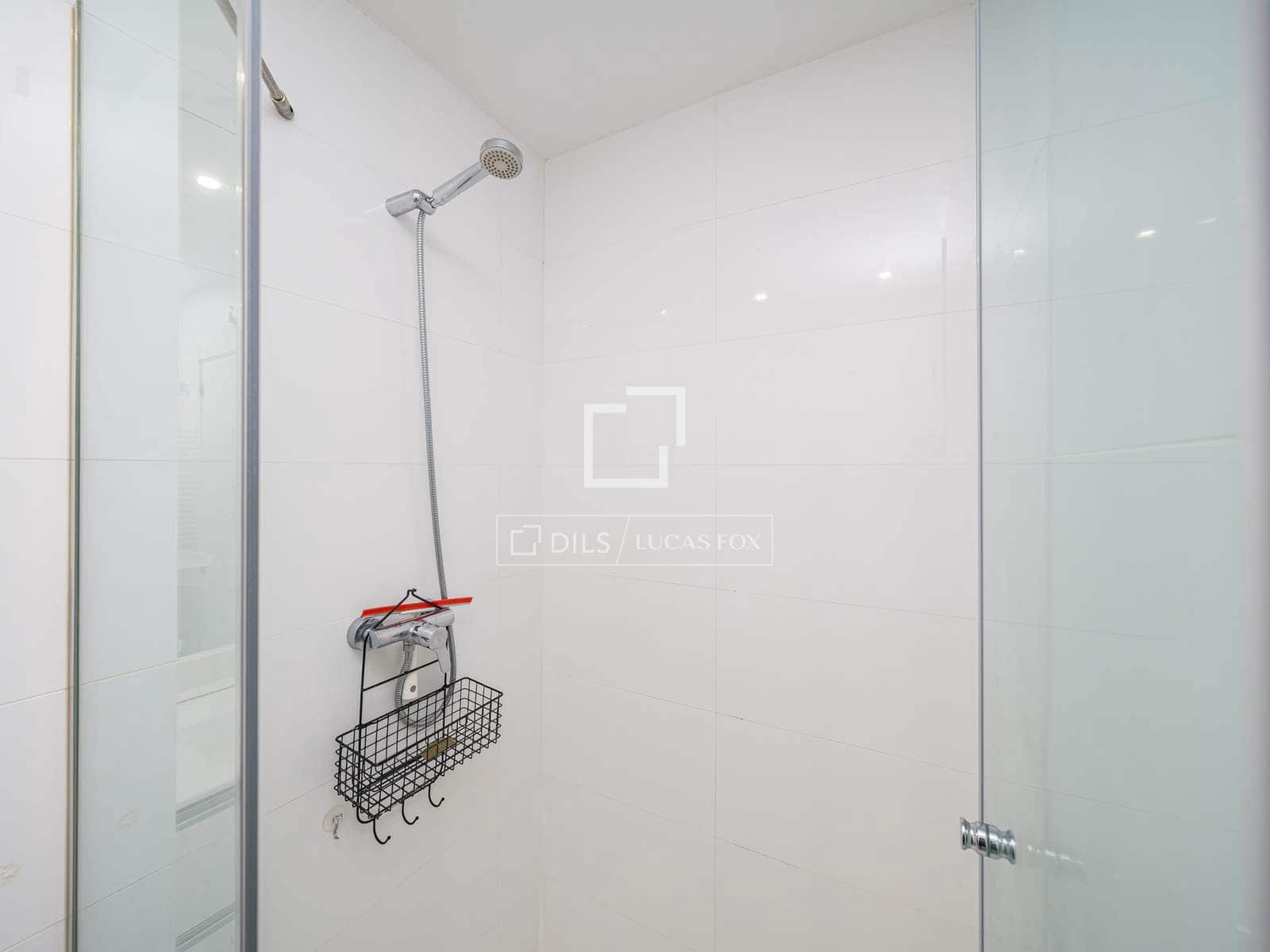 2 slaapkamer Appartement te koop in Madrid stad - € 500.000 (Ref: 10019792)