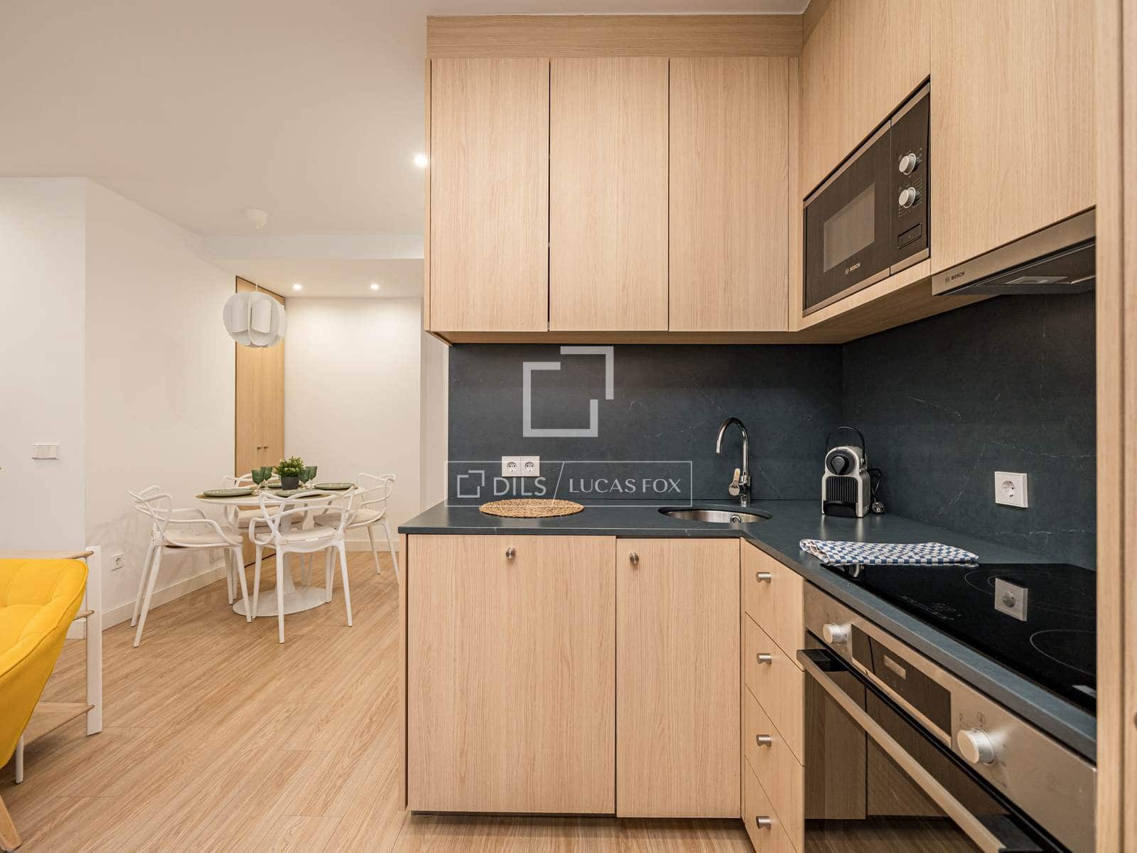 2 slaapkamer Appartement te koop in Madrid stad - € 500.000 (Ref: 10019792)