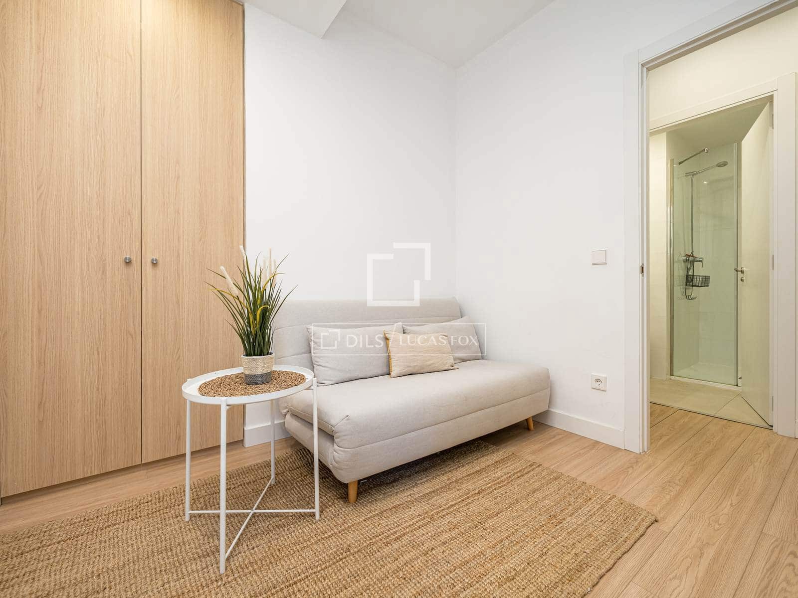 2 slaapkamer Appartement te koop in Madrid stad - € 500.000 (Ref: 10019792)