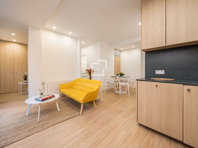 2 slaapkamer Appartement te koop in Hispanoamérica, Madrid stad - € 500.000 (Ref: 10019792)