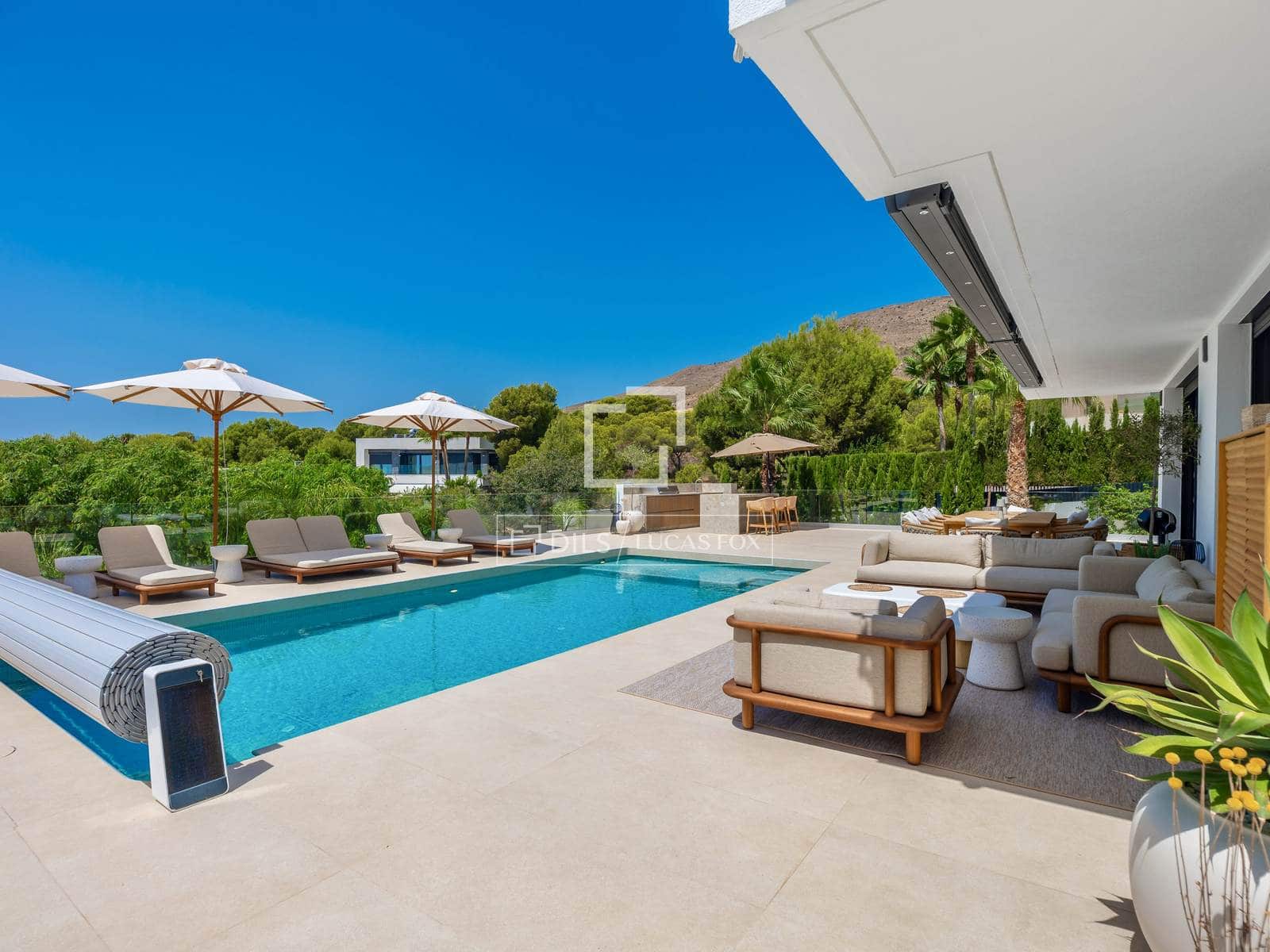 5 bedroom Villa for sale in Finestrat with pool - € 2,490,000 (Ref: 10019889)