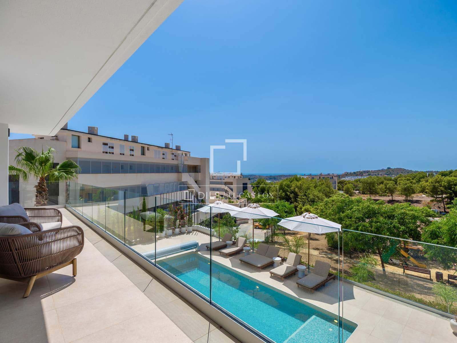 5 bedroom Villa for sale in Finestrat with pool - € 2,490,000 (Ref: 10019889)