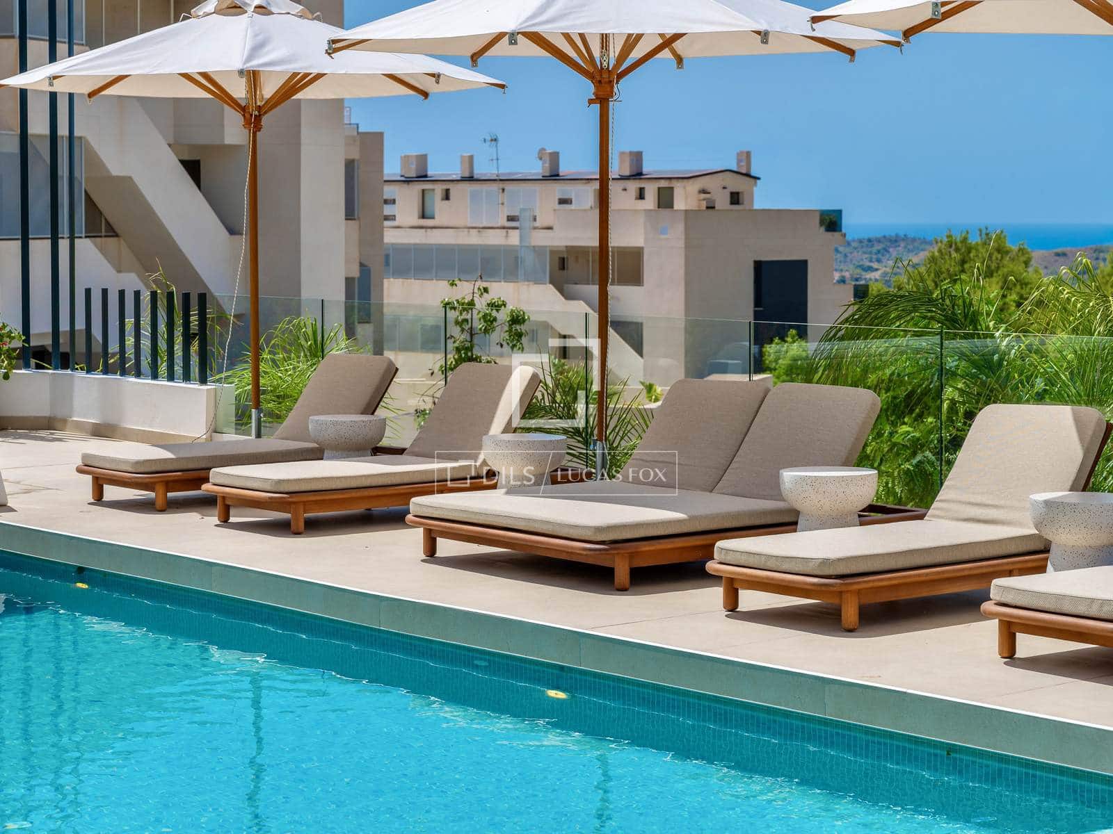 5 bedroom Villa for sale in Finestrat with pool - € 2,490,000 (Ref: 10019889)
