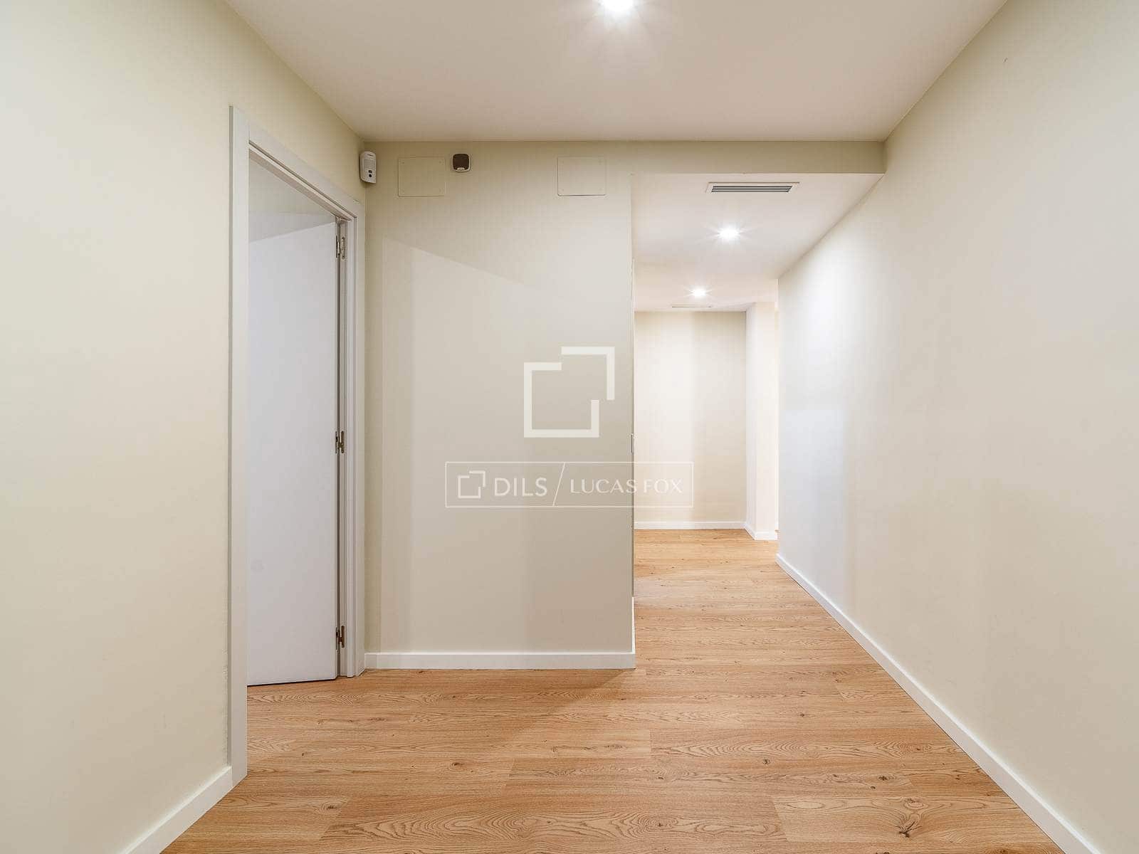 Apartamento de 3 habitaciones en Barcelona ciudad en venta - 850.000 € (Ref: 10021321)