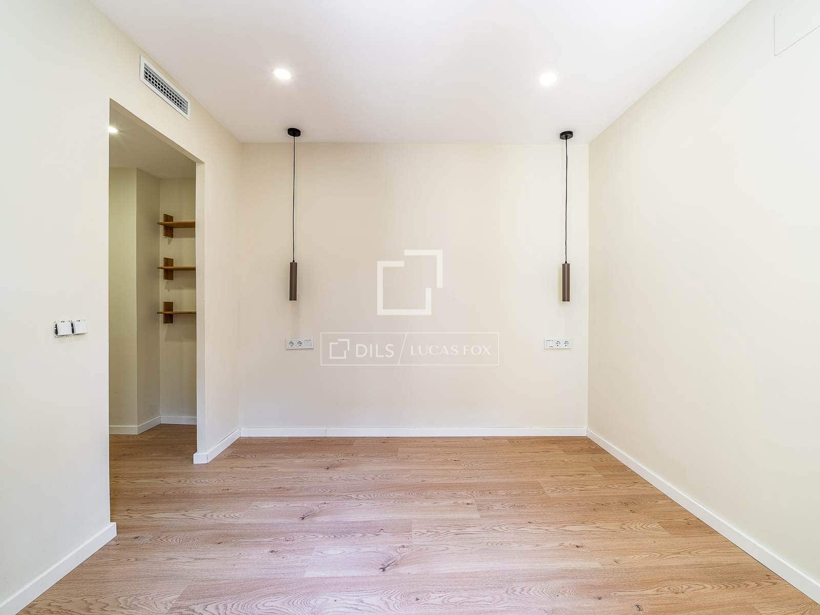 Apartamento de 3 habitaciones en Barcelona ciudad en venta - 850.000 € (Ref: 10021321)
