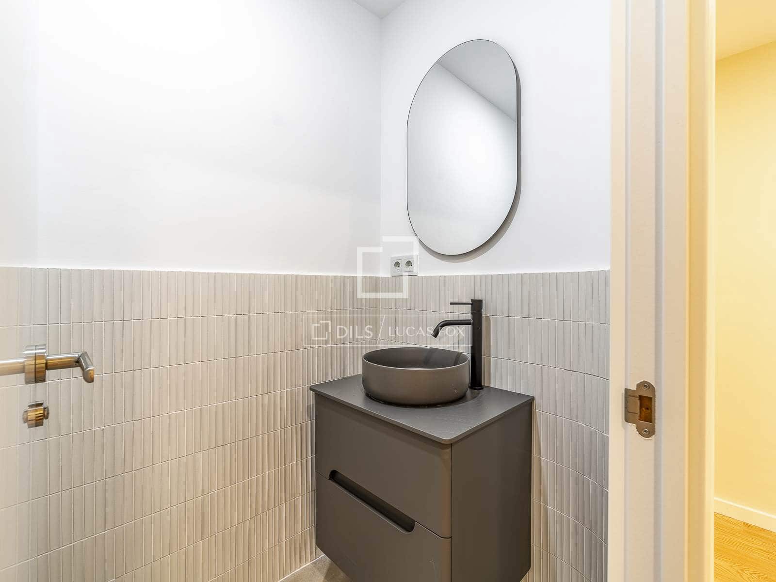 Apartamento de 3 habitaciones en Barcelona ciudad en venta - 850.000 € (Ref: 10021321)