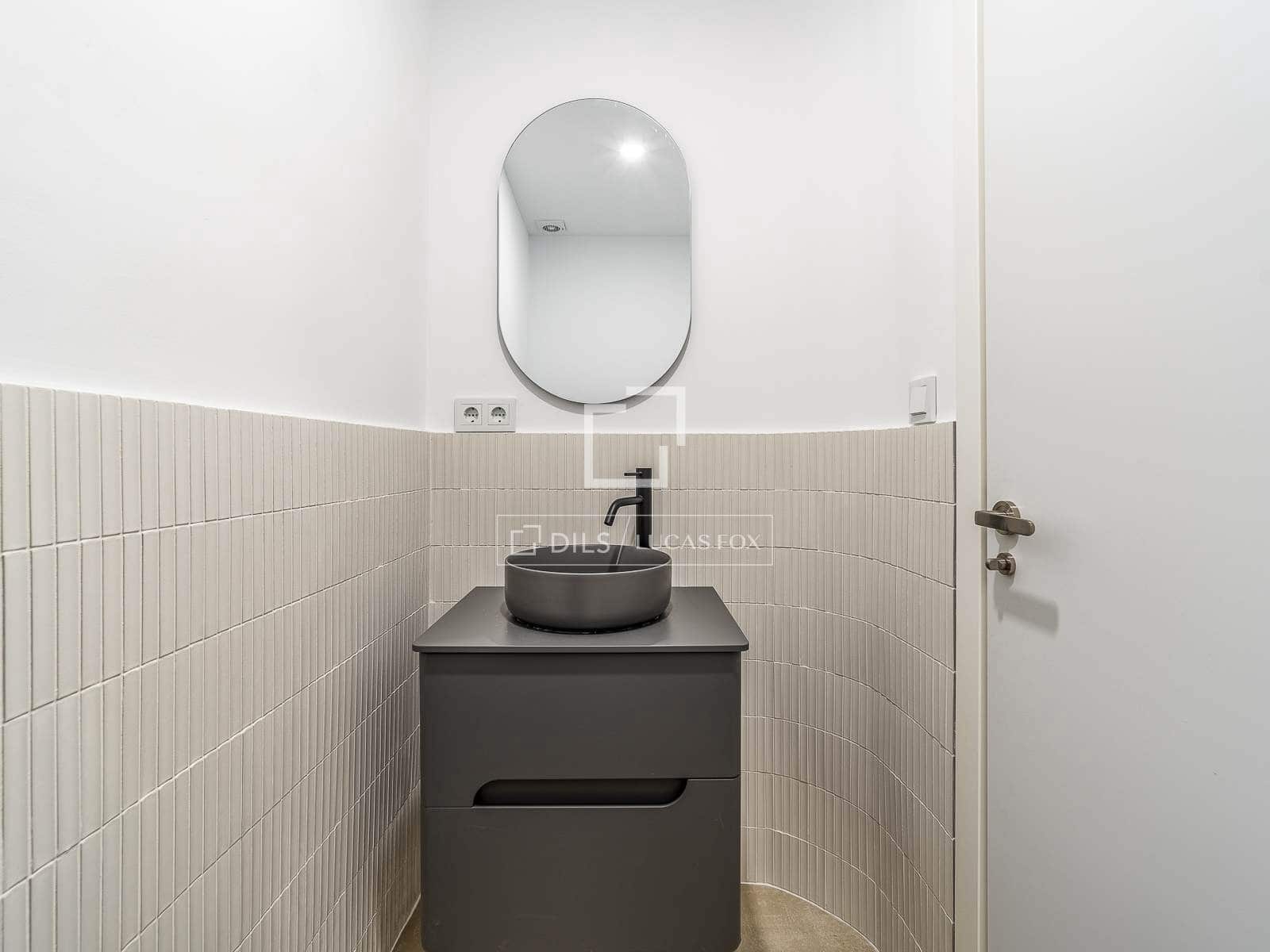 Apartamento de 3 habitaciones en Barcelona ciudad en venta - 850.000 € (Ref: 10021321)