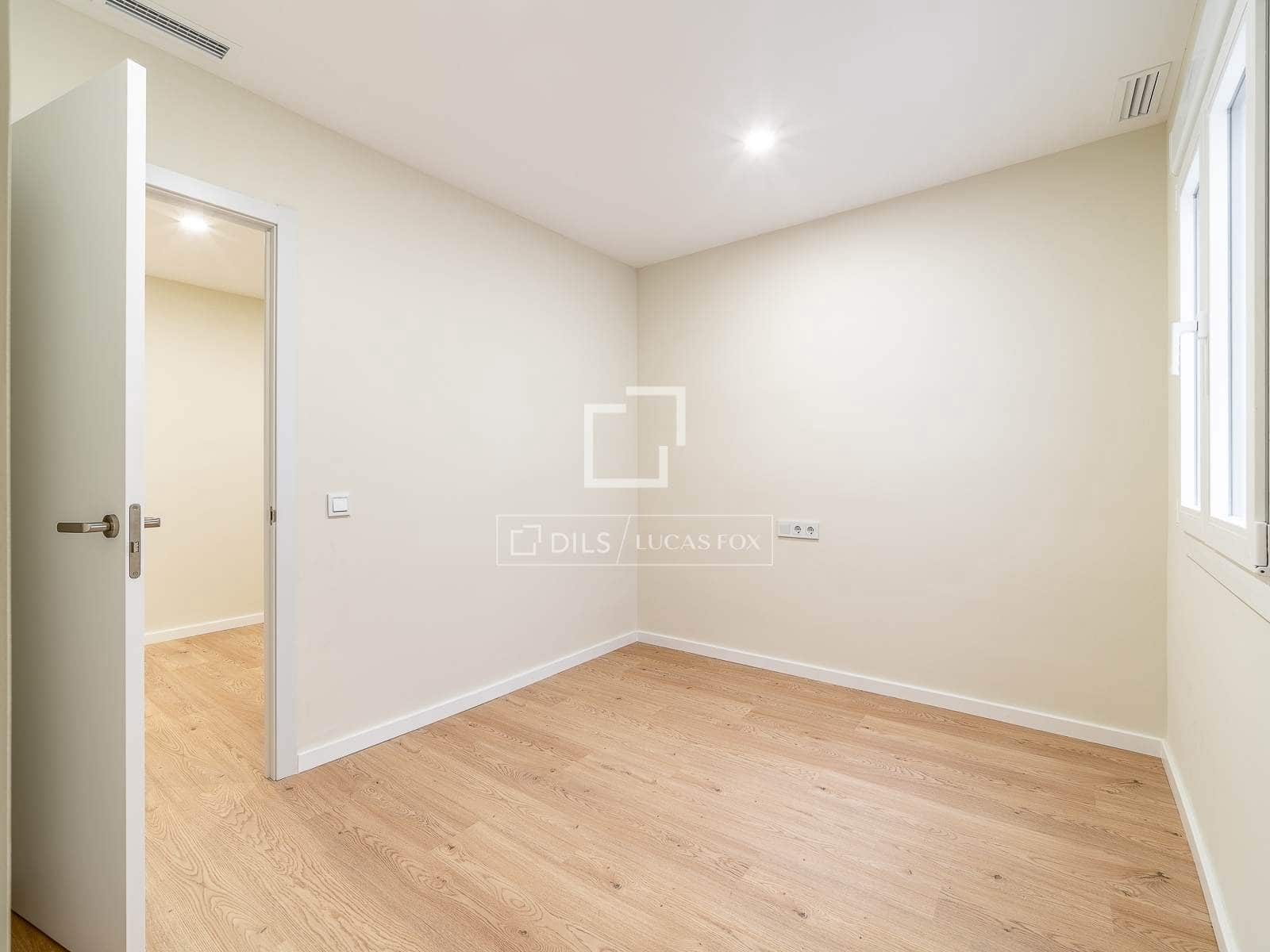 Apartamento de 3 habitaciones en Barcelona ciudad en venta - 850.000 € (Ref: 10021321)