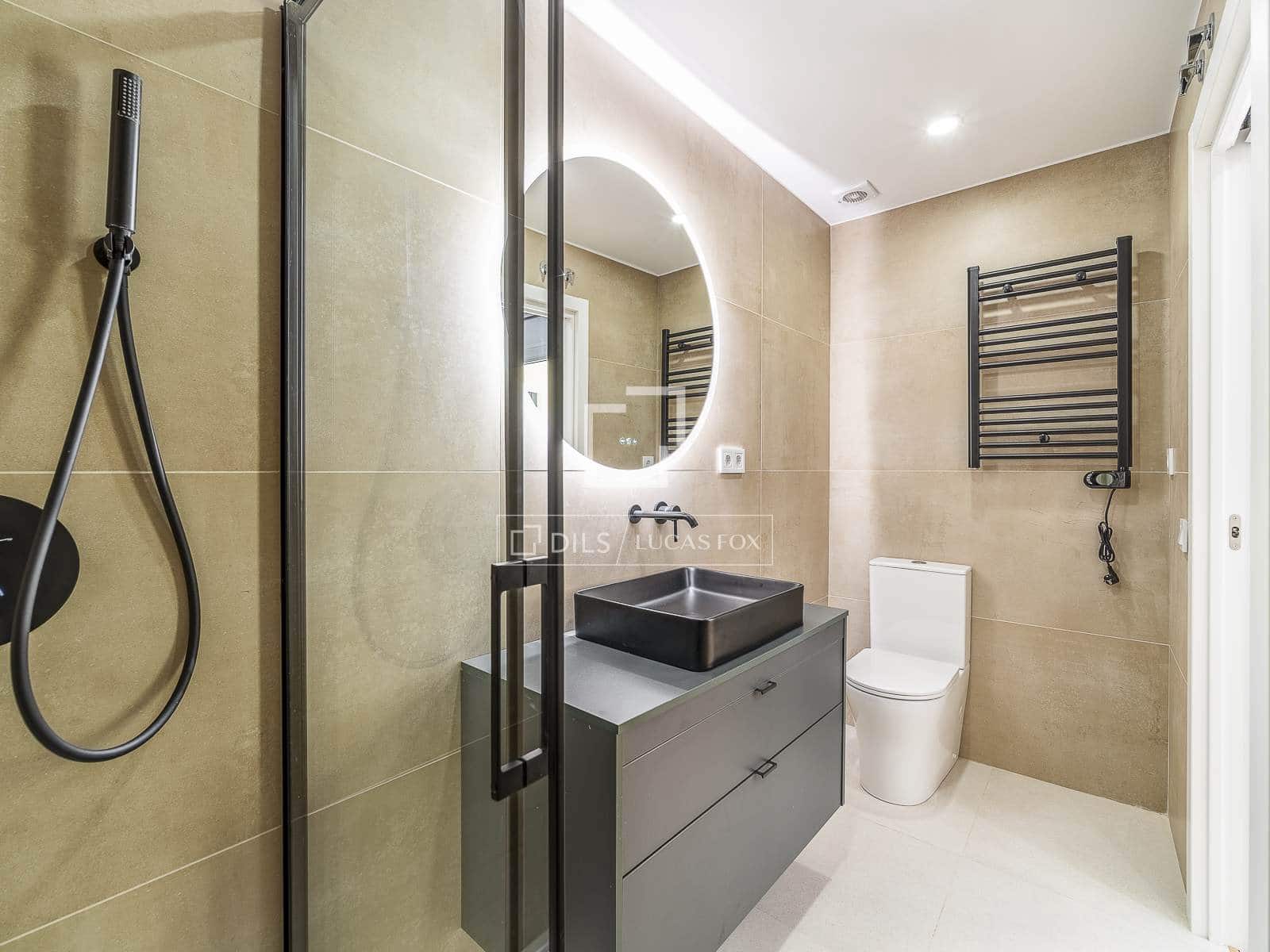 Apartamento de 3 habitaciones en Barcelona ciudad en venta - 850.000 € (Ref: 10021321)