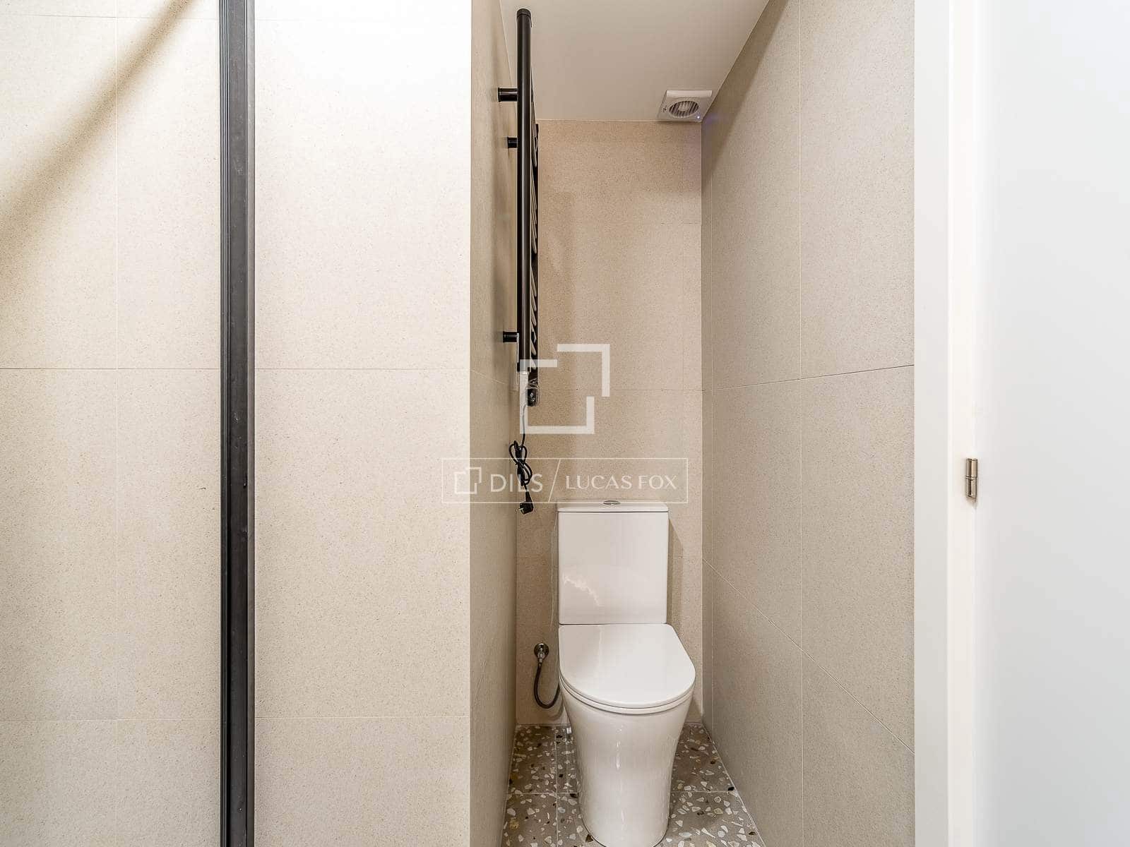 Apartamento de 3 habitaciones en Barcelona ciudad en venta - 850.000 € (Ref: 10021321)