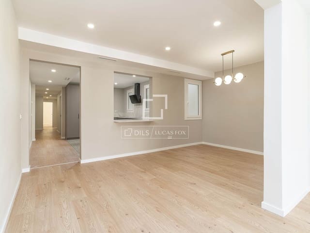 Apartamento de 3 habitaciones en Barcelona ciudad en venta - 850.000 € (Ref: 10021321)