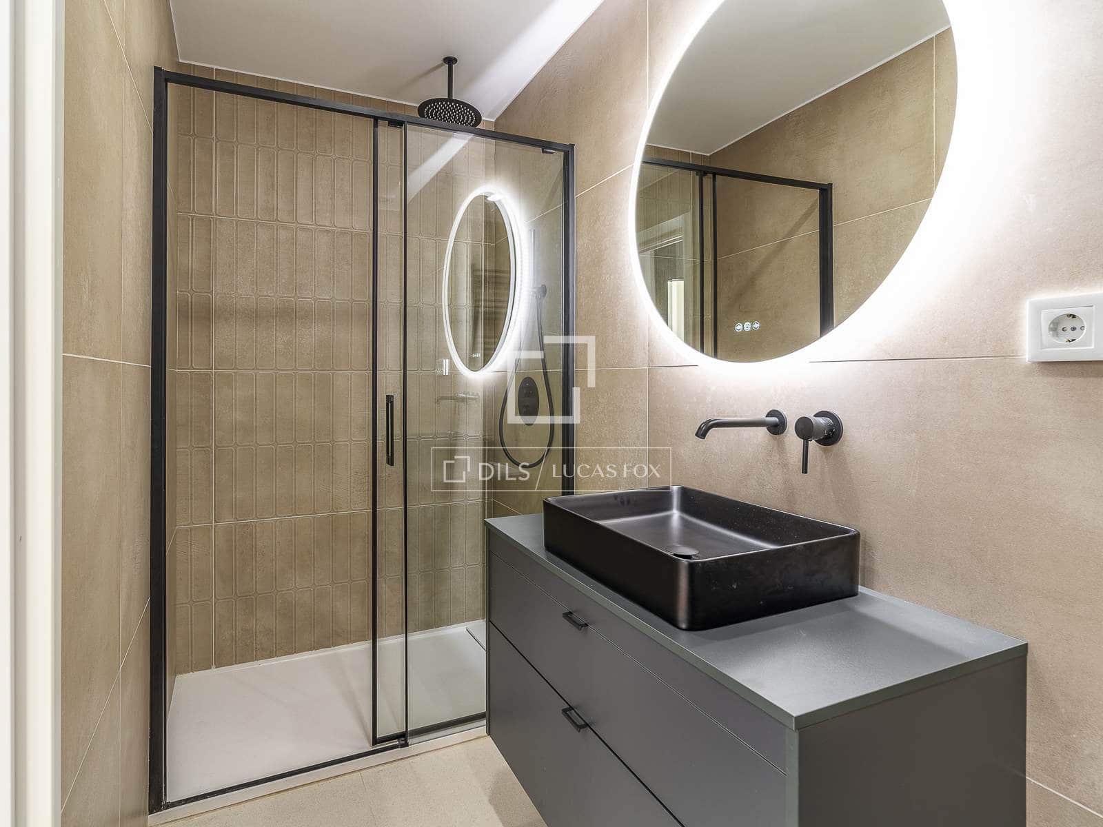 Apartamento de 3 habitaciones en Barcelona ciudad en venta - 850.000 € (Ref: 10021321)