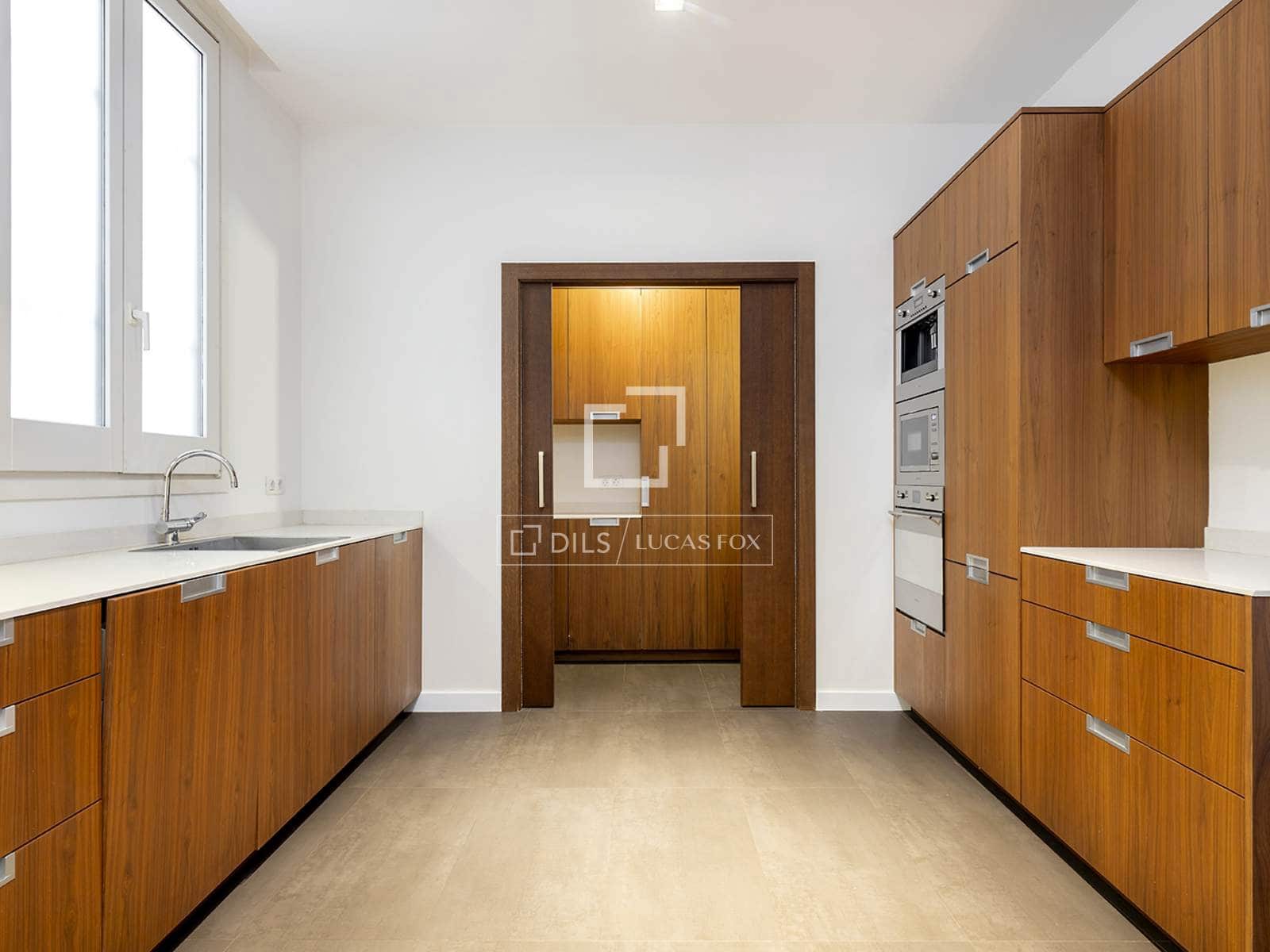 Apartamento de 4 habitaciones en Barcelona ciudad en venta - 1.600.000 € (Ref: 10021454)