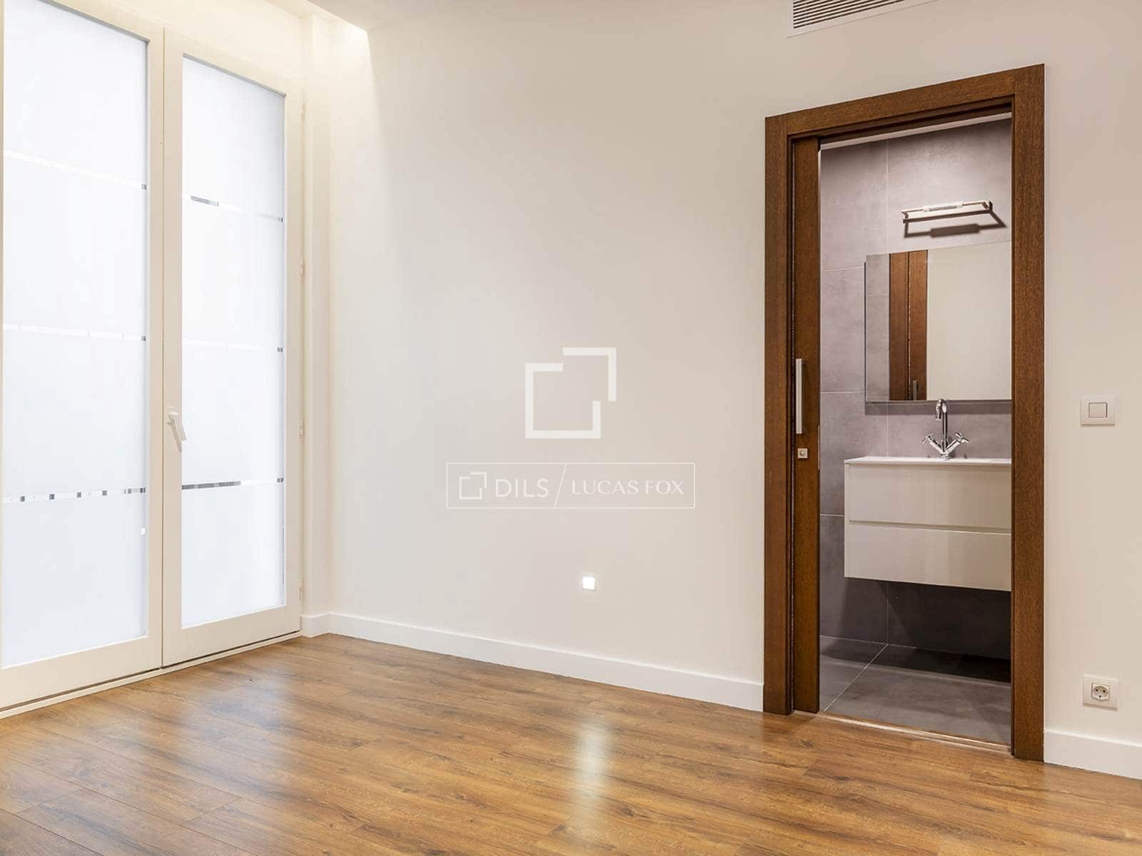 Apartamento de 4 habitaciones en Barcelona ciudad en venta - 1.600.000 € (Ref: 10021454)