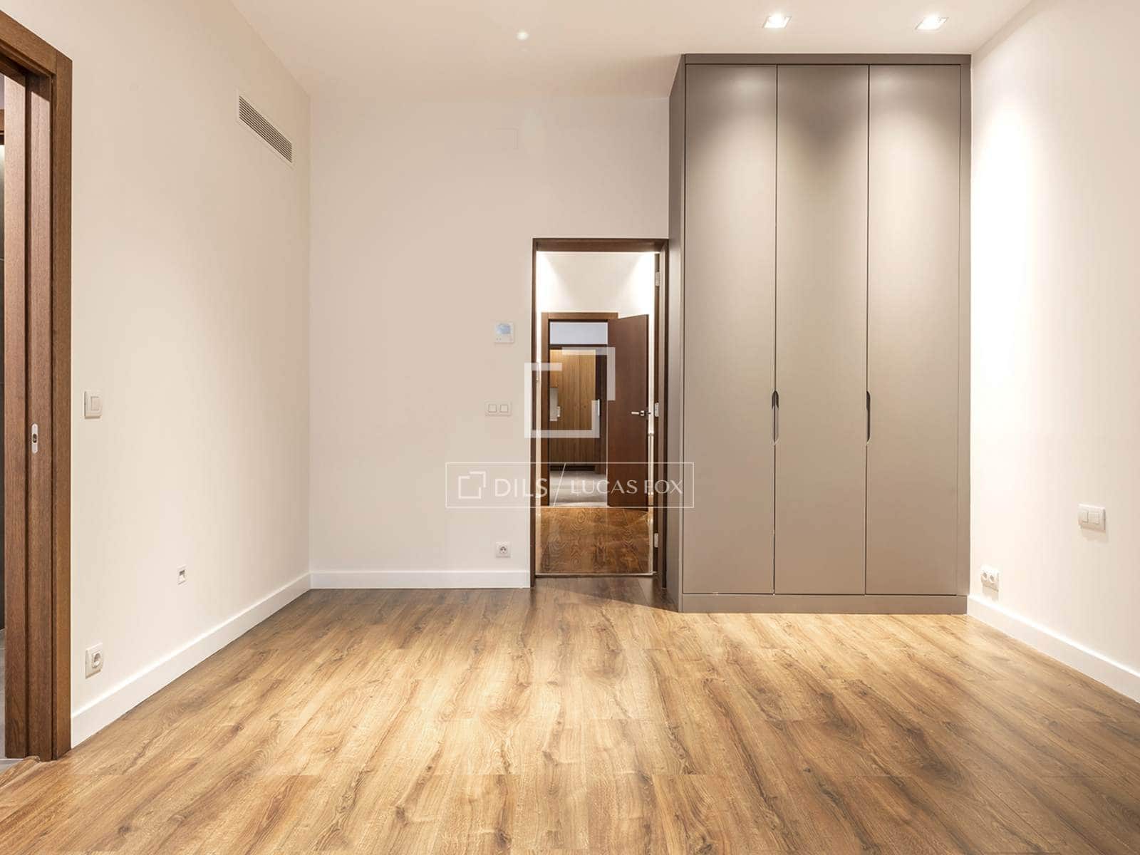 Apartamento de 4 habitaciones en Barcelona ciudad en venta - 1.600.000 € (Ref: 10021454)