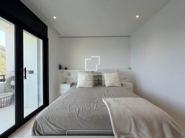 2 bedroom Apartment for rent in Cala Llonga, Santa Eulalia / Santa Eularia - € 2,600 (Ref: 10021619)